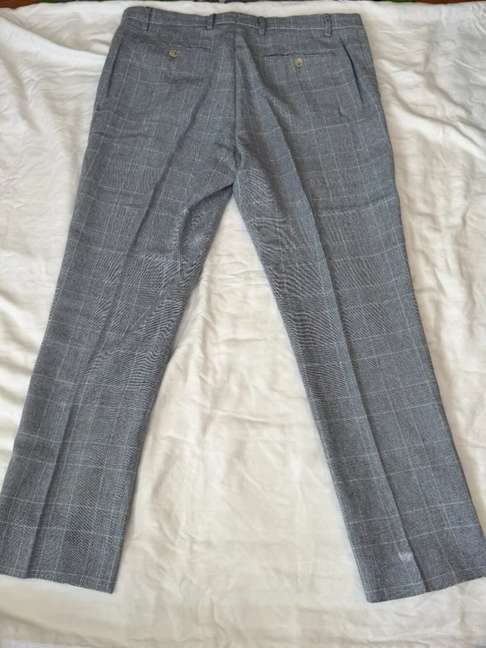 Banana Republic Men's Two-Piece Suit in Grey